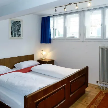 Huber By Interhome Grins